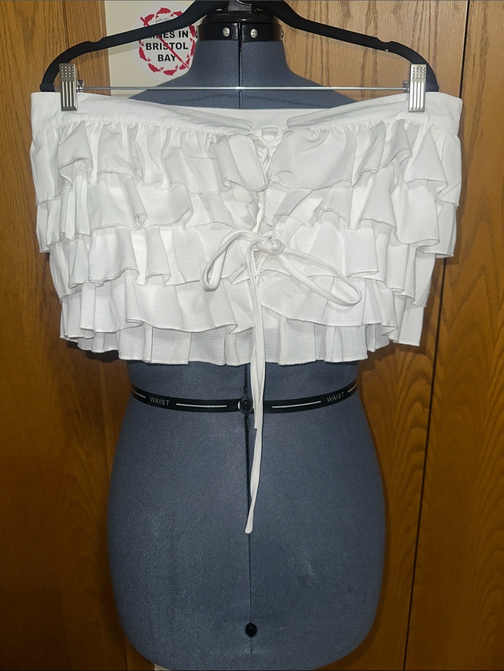 SHEIN White Ruffled Strapless Crop Top
